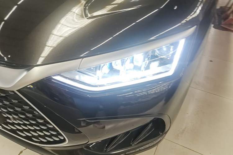 Used BYD Han 2024 DM-i Glory Edition 121KM Elite Model Left Front Headlight