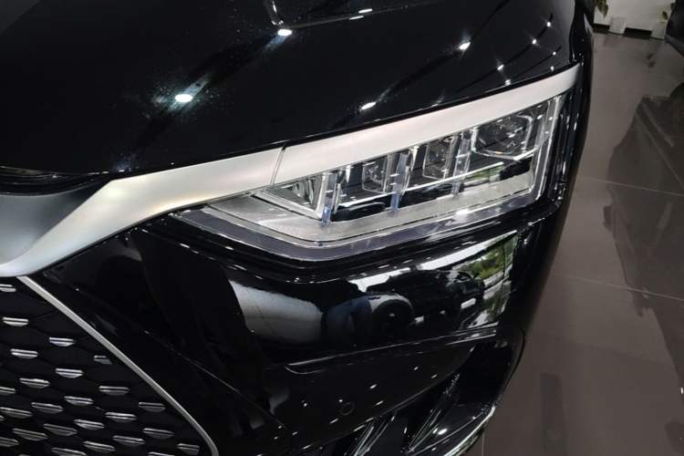 Used BYD Han 2024 DM-i Glory Edition 121KM Premium Model Left Front Headlight