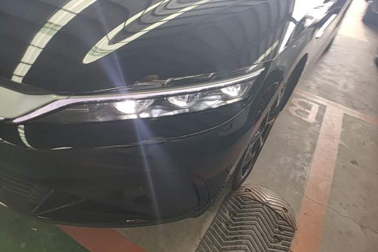 Used BYD Han 2024 EV Glory Edition 605KM Front-Wheel-Drive Premium Model Left Front Headlight