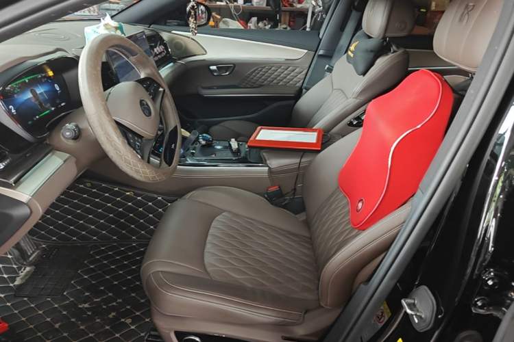 Used BYD Han 2024 EV Glory Edition 506KM Front-Wheel-Drive Premium Model Left Front Seat
