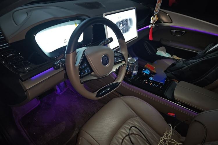 Used BYD Han 2024 DM-i Glory Edition 121KM Prestige Model Left Front Seat