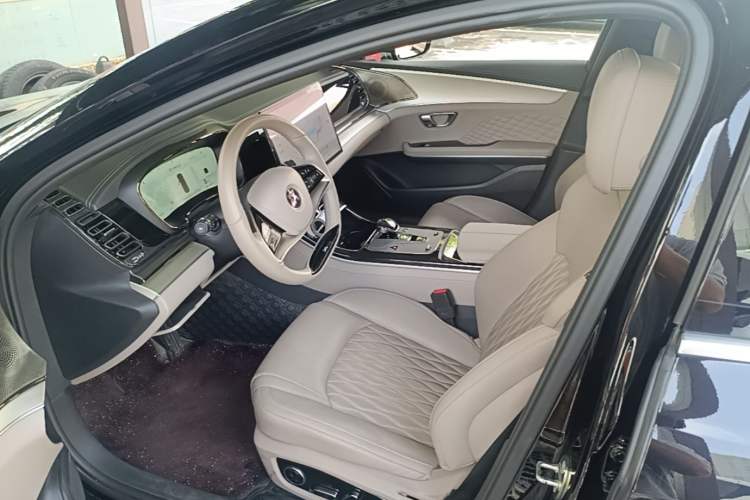Used BYD Han 2024 EV Glory Edition 605KM Front-Wheel-Drive Premium Model Left Front Seat