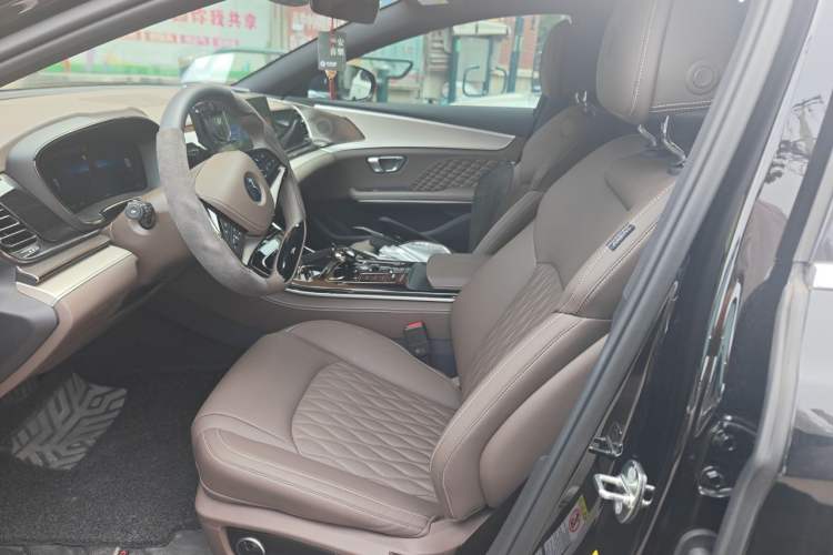 Used BYD Han 2024 DM-i Glory Edition 121KM Prestige Model Left Front Seat