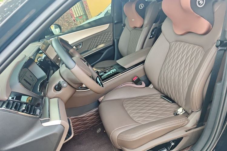 Used BYD Han 2024 DM-i Glory Edition 121KM Prestige Model Left Front Seat