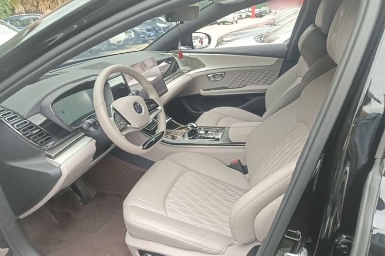 Used BYD Han 2024 EV Glory Edition 605KM Front-Wheel-Drive Premium Model Left Front Seat