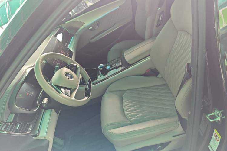 Used BYD Han 2024 EV Glory Edition 605KM Front-Wheel-Drive Premium Model Left Front Seat