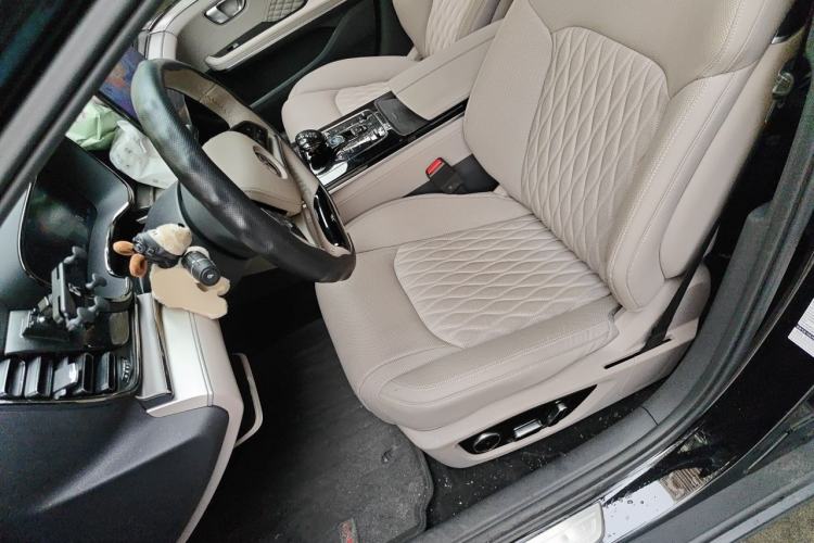 Used BYD Han 2024 DM-i Glory Edition 121KM Prestige Model Left Front Seat