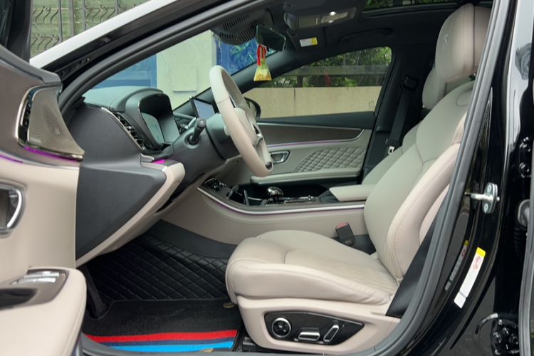 Used BYD Han 2024 DM-i Glory Edition 200KM Flagship Model Left Front Seat