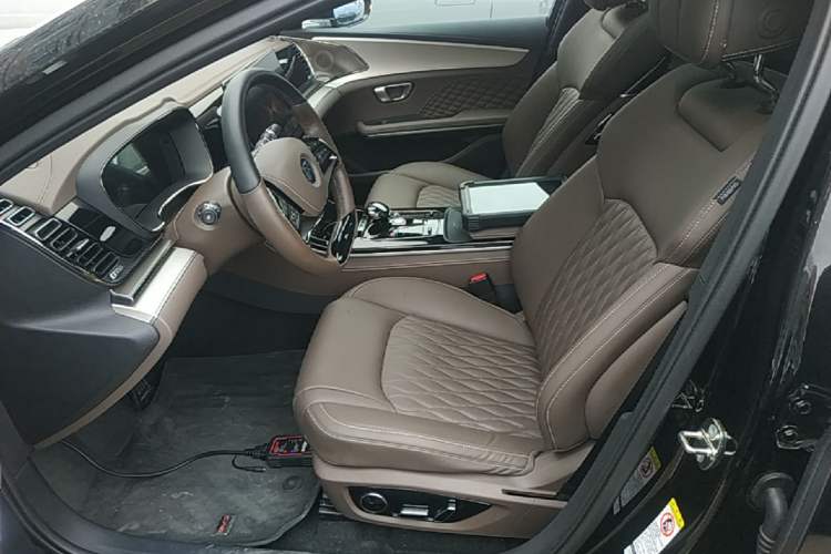 Used BYD Han 2024 EV Glory Edition 506KM Front-Wheel-Drive Premium Model Left Front Seat