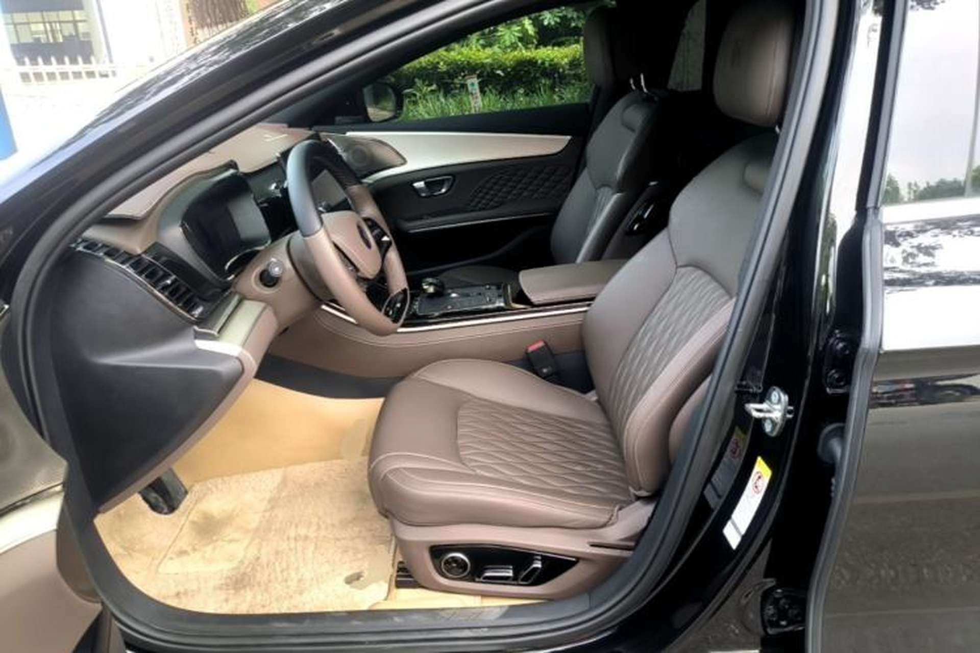 Used BYD Han 2024 DM-i Glory Edition 121KM Prestige Model Left Front Seat