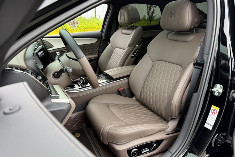Used BYD Han 2024 DM-i Glory Edition 121KM Prestige Model Left Front Seat