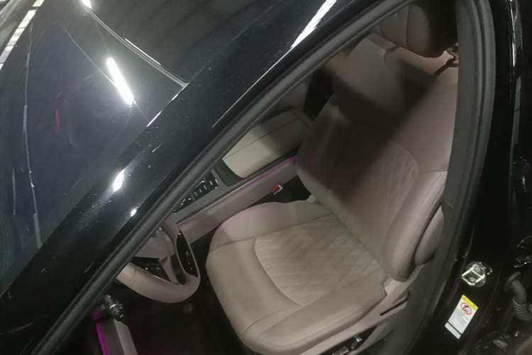 Used BYD Han 2024 EV Glory Edition 715KM Front-Wheel-Drive Flagship Model Left Front Seat