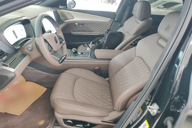 Used BYD Han 2024 DM-i Glory Edition 121KM Elite Model Left Front Seat