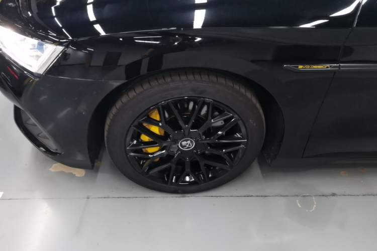 Used BYD Han 2024 DM-p War God Edition Left Front Wheel Hub
