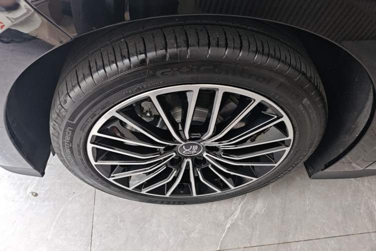 Used BYD Han 2024 EV Glory Edition 506KM Front-Wheel-Drive Premium Model Left Front Wheel Hub