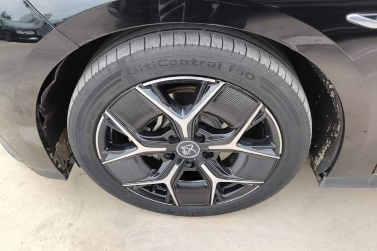 Used BYD Han 2024 EV Glory Edition 605KM Front-Wheel-Drive Premium Model Left Front Wheel Hub