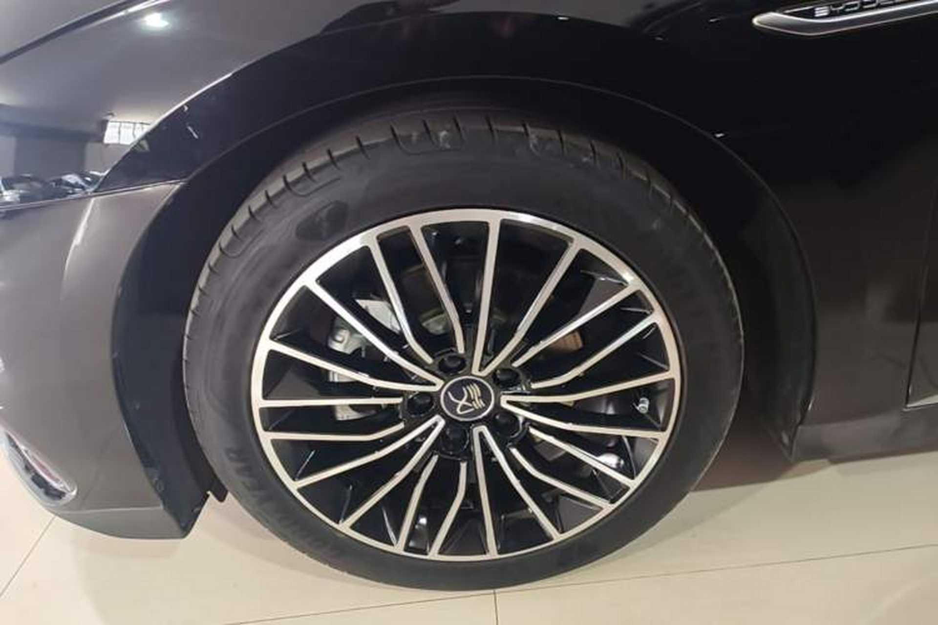 Used BYD Han 2024 DM-i Glory Edition 121KM Prestige Model Left Front Wheel Hub