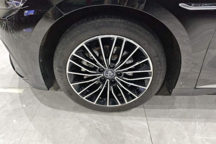 Used BYD Han 2024 EV Glory Edition 506KM Front-Wheel-Drive Premium Model Left Front Wheel Hub