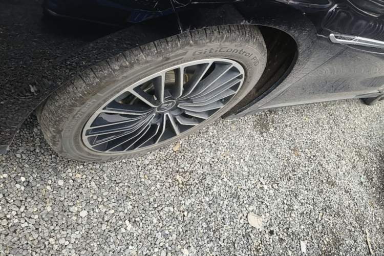 Used BYD Han 2024 EV Glory Edition 506KM Front-Wheel-Drive Premium Model Left Front Wheel Hub