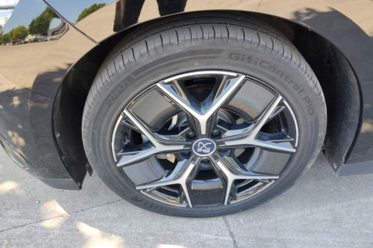 Used BYD Han 2024 EV Glory Edition 605KM Front-Wheel-Drive Premium Model Left Front Wheel Hub