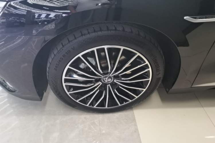 Used BYD Han 2024 DM-i Glory Edition 121KM Prestige Model Left Front Wheel Hub