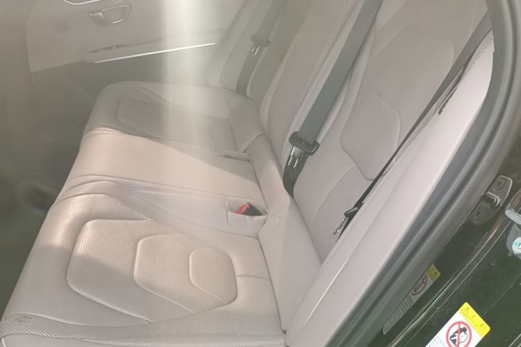 Used BYD Han 2024 EV Glory Edition 610 km All-Wheel Drive "Tian Shen Zhi Jia" Intelligent Driving Model Left Rear Seat