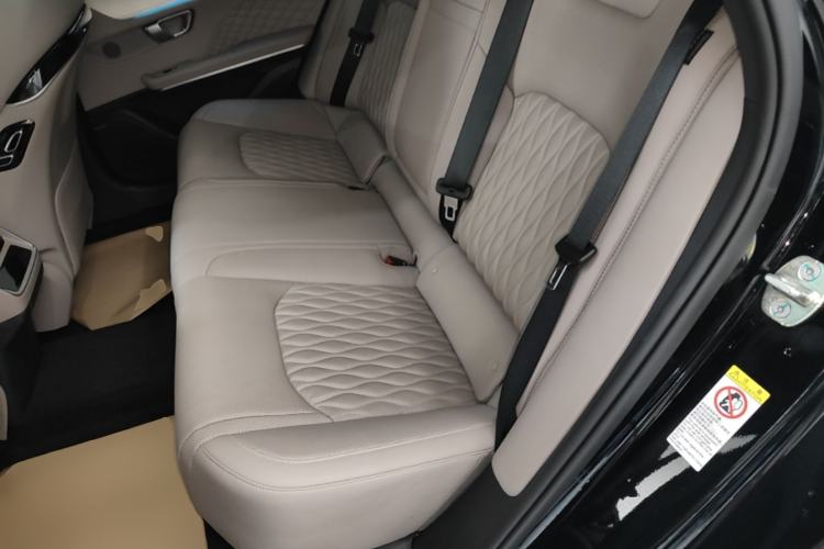 Used BYD Han 2024 EV Glory Edition 605KM Front-Wheel-Drive Premium Model Left Rear Seat