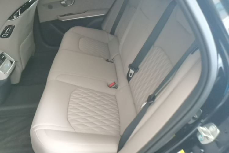 Used BYD Han 2024 EV Glory Edition 605KM Front-Wheel-Drive Premium Model Left Rear Seat