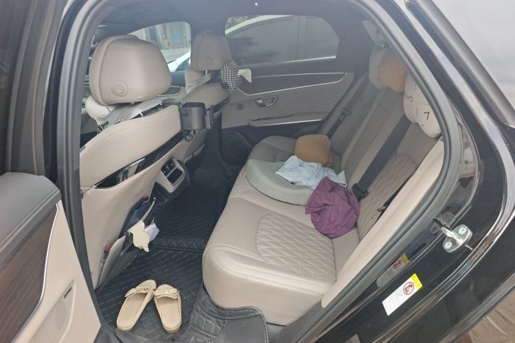 Used BYD Han 2024 DM-i Glory Edition 121KM Premium Model Left Rear Seat