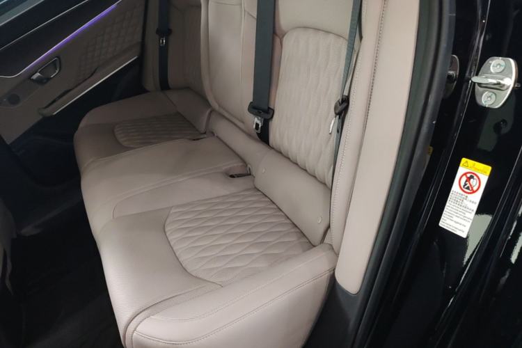 Used BYD Han 2024 DM-i Glory Edition 121KM Premium Model Left Rear Seat
