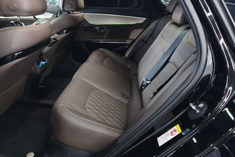 Used BYD Han 2024 DM-i Glory Edition 121KM Prestige Model Left Rear Seat