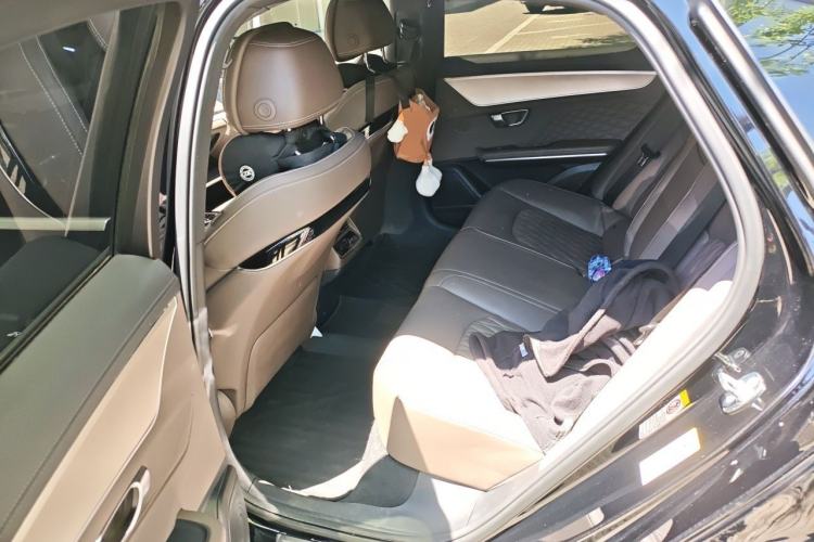 Used BYD Han 2024 EV Glory Edition 506KM Front-Wheel-Drive Premium Model Left Rear Seat