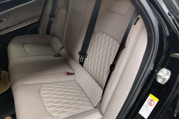 Used BYD Han 2024 DM-i Glory Edition 121KM Prestige Model Left Rear Seat