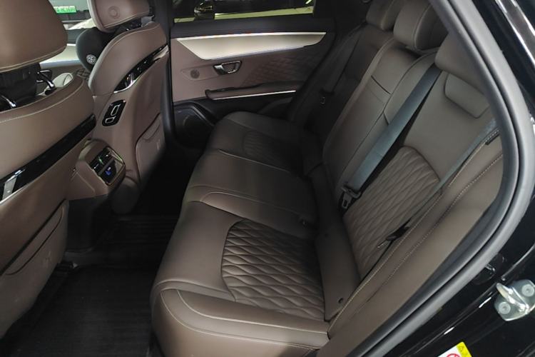 Used BYD Han 2024 DM-i Glory Edition 121KM Prestige Model Left Rear Seat