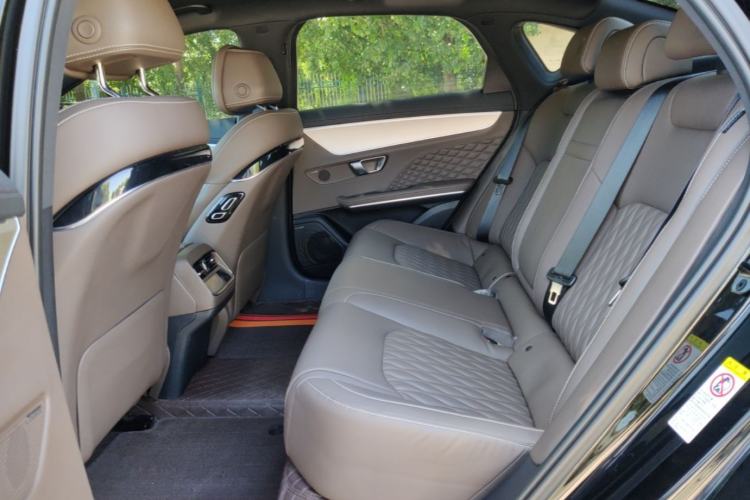Used BYD Han 2024 EV Glory Edition 605KM Front-Wheel-Drive Premium Model Left Rear Seat