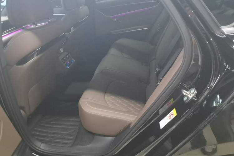 Used BYD Han 2024 DM-i Glory Edition 121KM Prestige Model Left Rear Seat