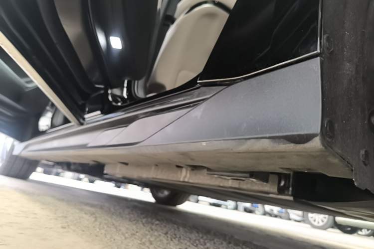 Used BYD Han 2024 DM-i Glory Edition 121KM Prestige Model Left Side Sill