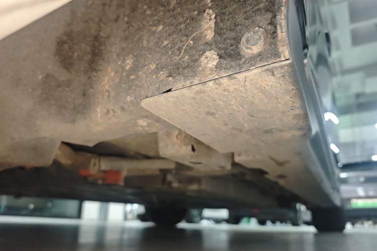 Used BYD Han 2024 DM-i Glory Edition 121KM Prestige Model Left Side Sill