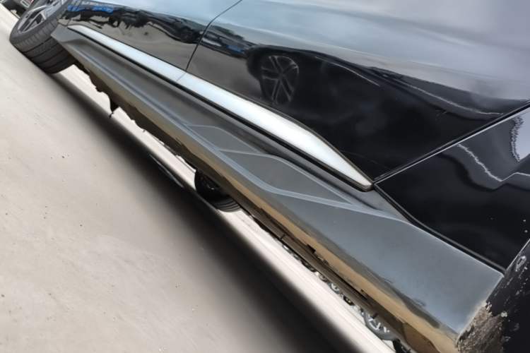 Used BYD Han 2024 EV Glory Edition 605KM Front-Wheel-Drive Premium Model Left Side Sill