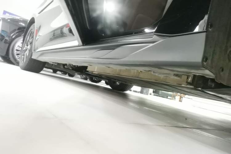 Used BYD Han 2024 DM-i Glory Edition 121KM Prestige Model Left Side Sill