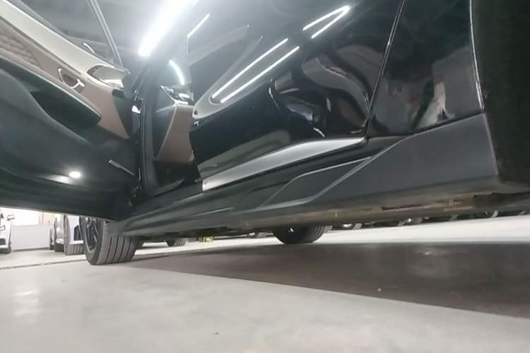 Used BYD Han 2024 DM-i Glory Edition 121KM Prestige Model Left Side Sill