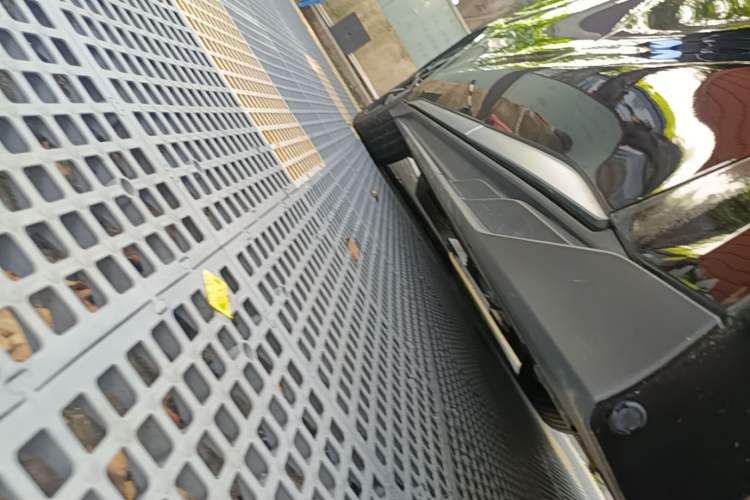 Used BYD Han 2024 EV Glory Edition 605KM Front-Wheel-Drive Premium Model Left Side Sill