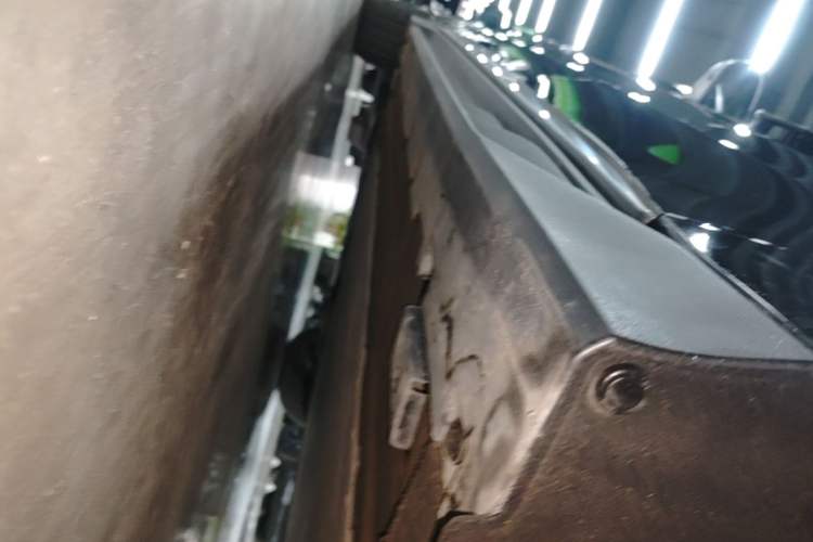 Used BYD Han 2024 EV Glory Edition 610 km All-Wheel Drive "Tian Shen Zhi Jia" Intelligent Driving Model Left Side Sill