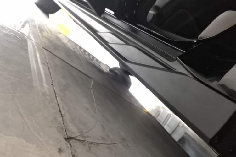 Used BYD Han 2024 EV Glory Edition 610 km All-Wheel Drive "Tian Shen Zhi Jia" Intelligent Driving Model Left Side Sill