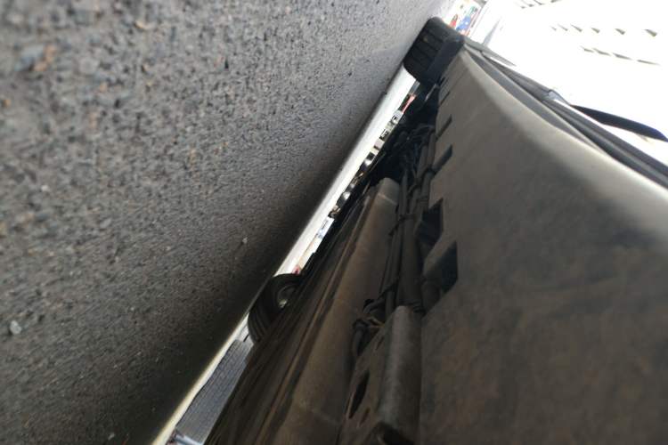 Used BYD Han 2024 DM-i Glory Edition 121KM Elite Model Left Side Sill
