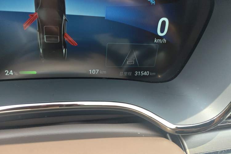 Used BYD Han 2024 EV Glory Edition 506KM Front-Wheel-Drive Premium Model Odometer Close Up