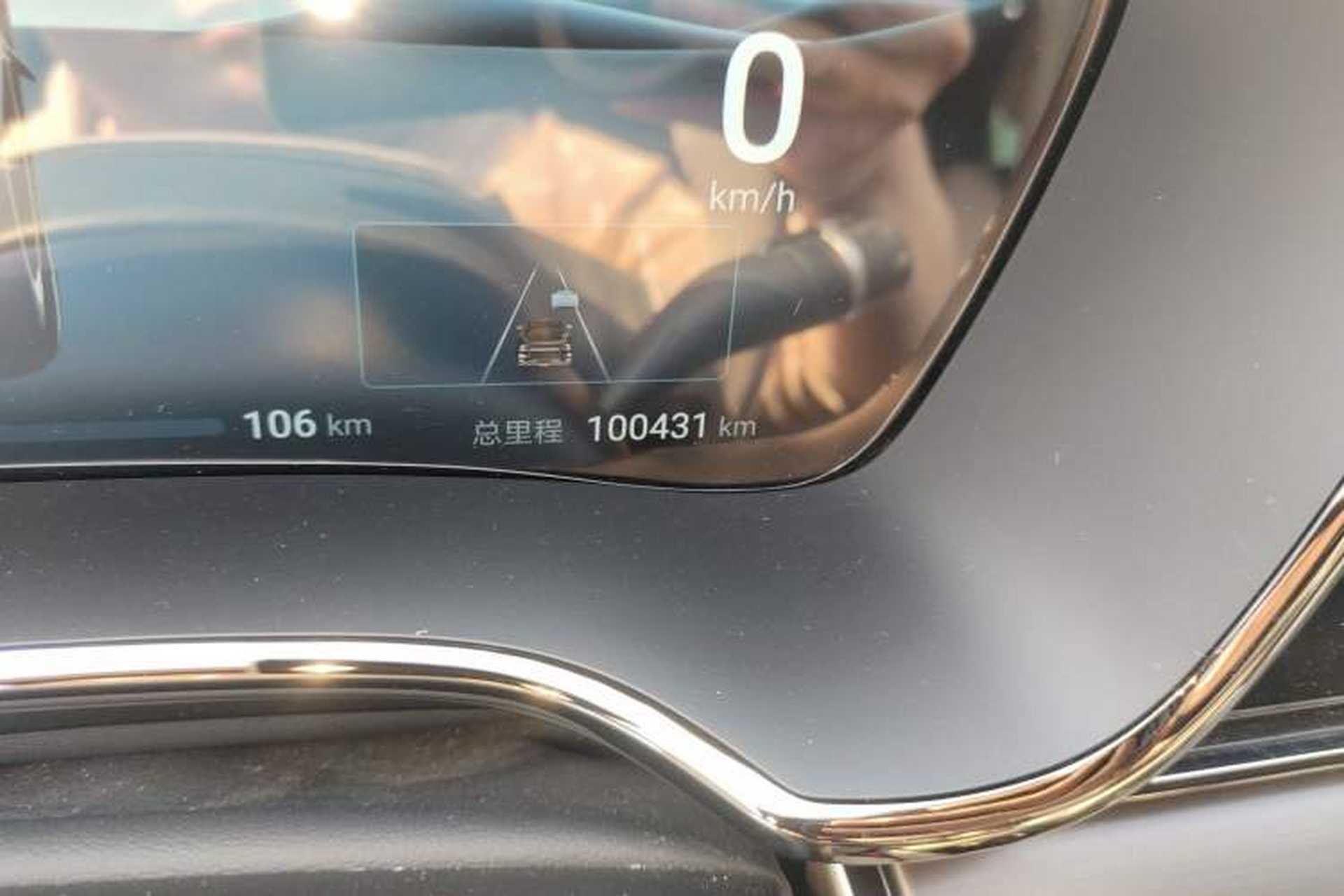 Used BYD Han 2024 EV Glory Edition 605KM Front-Wheel-Drive Premium Model Odometer Close Up