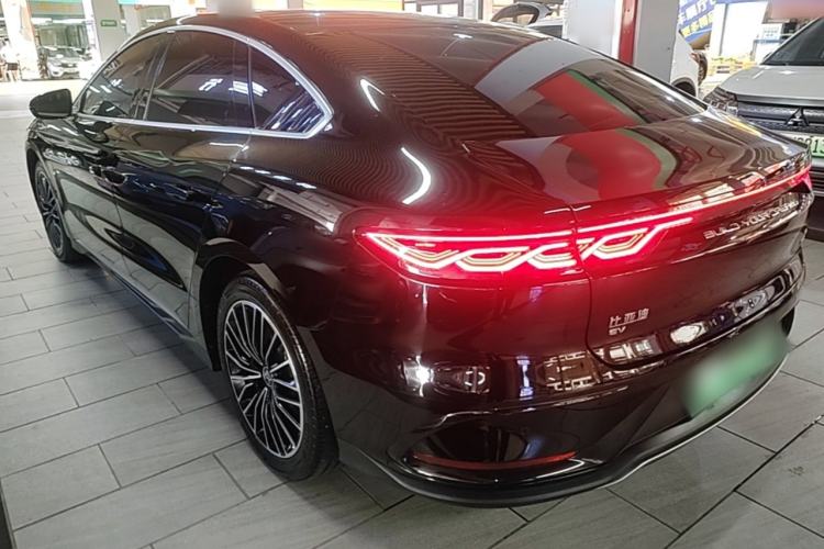 Used BYD Han 2024 EV Glory Edition 506KM Front-Wheel-Drive Premium Model Rear Left 45 Deg