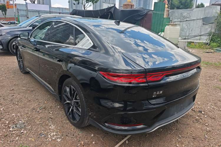 Used BYD Han 2024 EV Glory Edition 610 km All-Wheel Drive "Tian Shen Zhi Jia" Intelligent Driving Model Rear Left 45 Deg