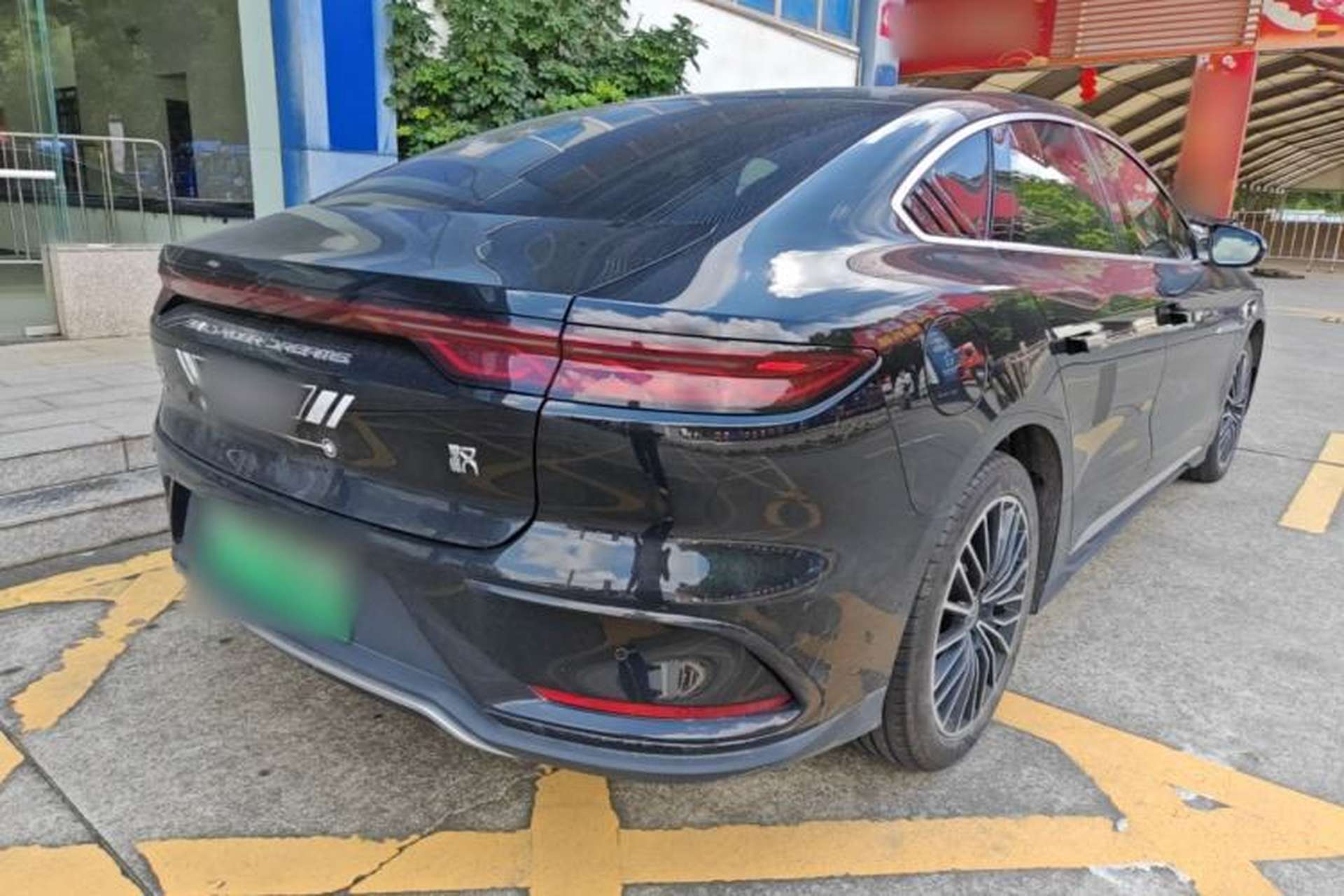 Used BYD Han 2024 DM-i Glory Edition 121KM Premium Model Rear Right 45 Deg